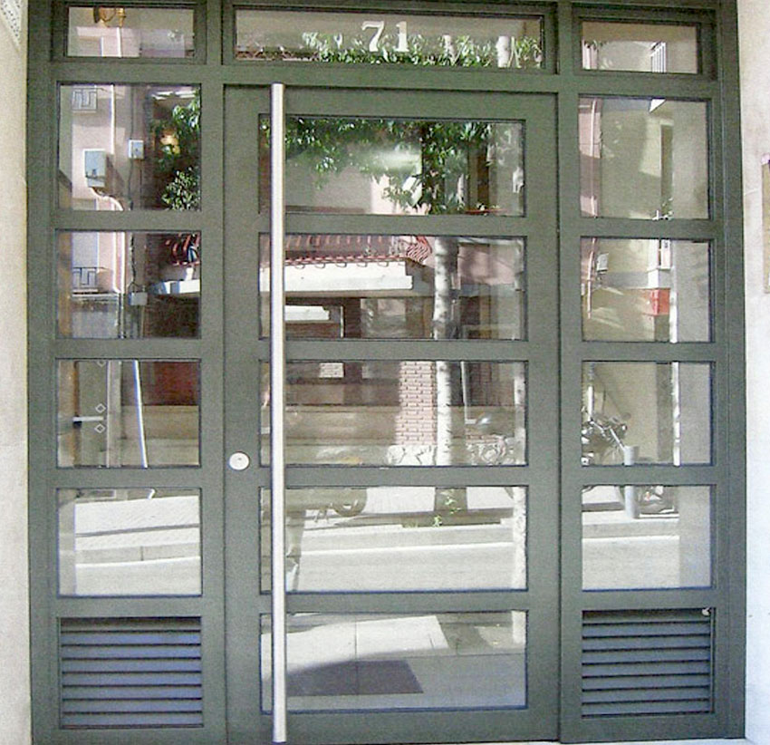 puertas comunidad barcelona